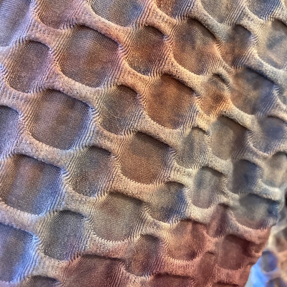 ❤️EYE CANDY long sleeve halter top - Picture 4 of 5